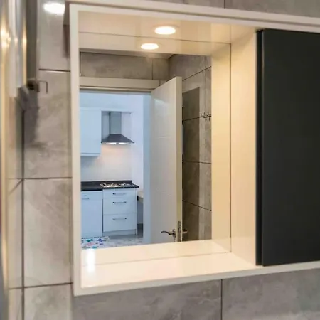 Exodus Apartment